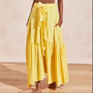 NWT Westside Tie Front Linen Feel Maxi
Skirt Yellow